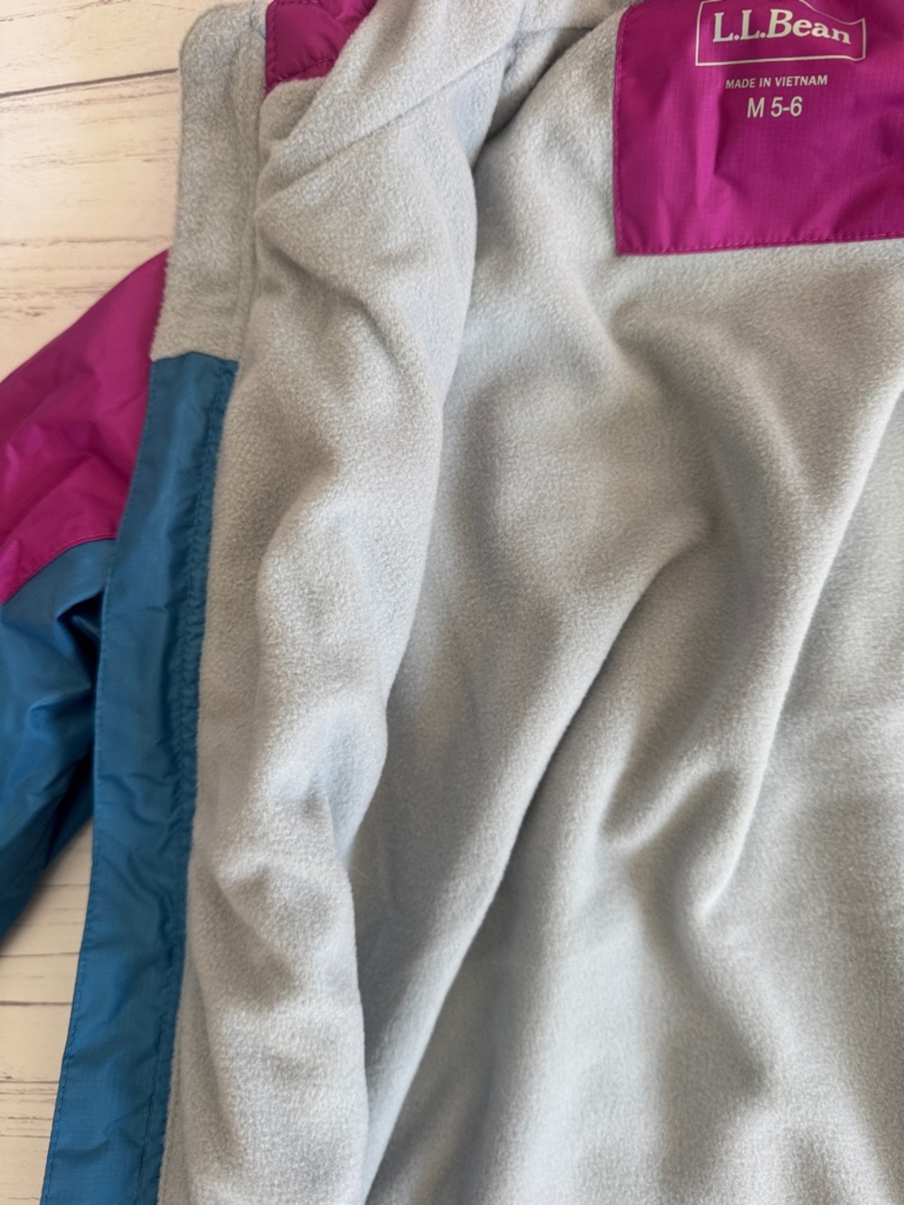 LL Bean lined raincoat - Picture 5 of 7